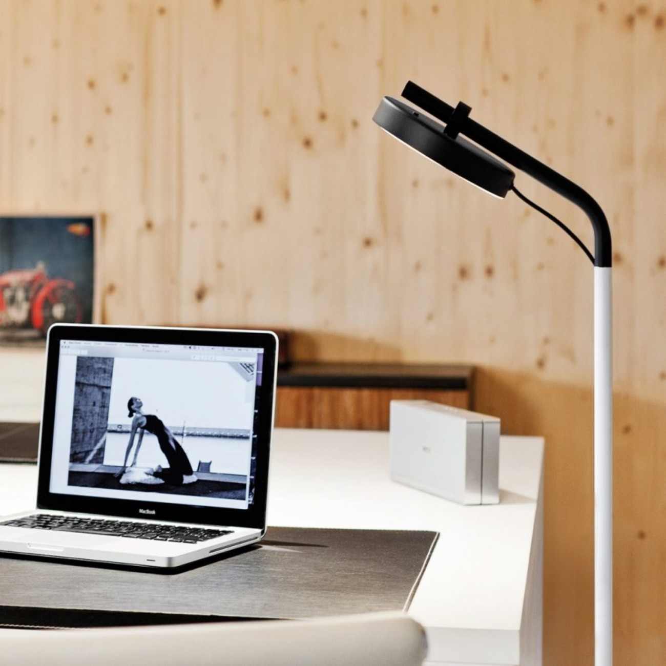 Estiluz ARO Floor lamp