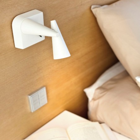 Estiluz CORNET Wall Lamp