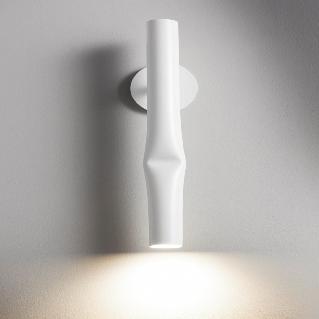 Estiluz FLOW Wall Lamp