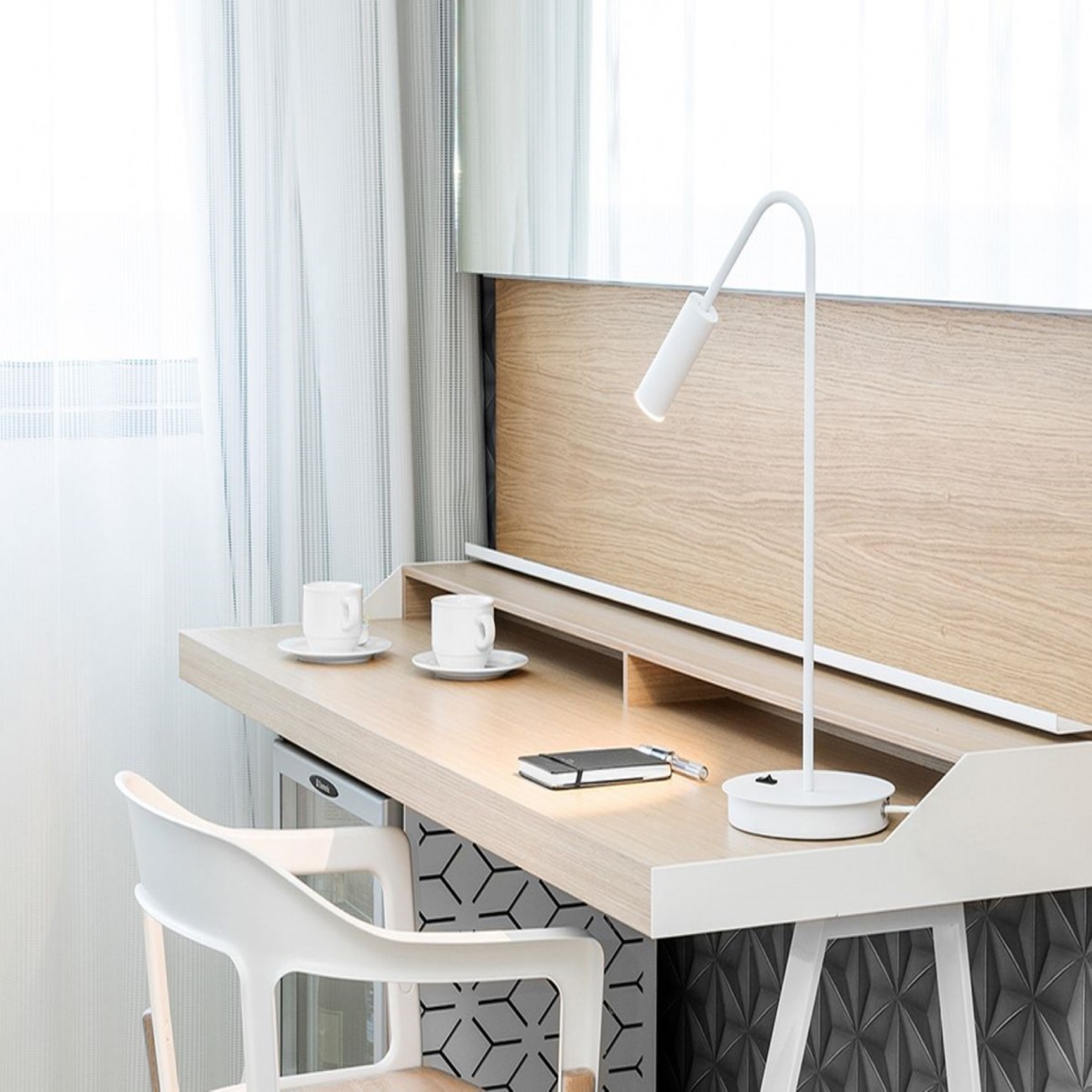 Estiluz VOLTA Lampe de table