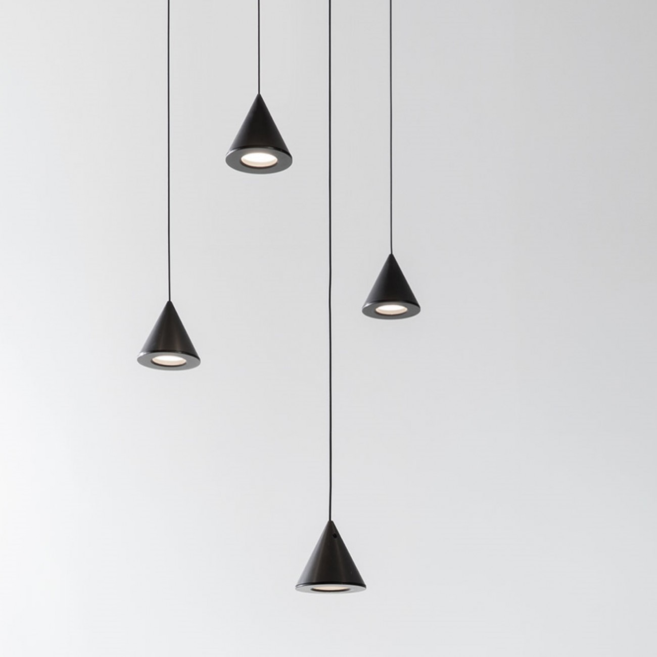 Karman Filomena Suspension