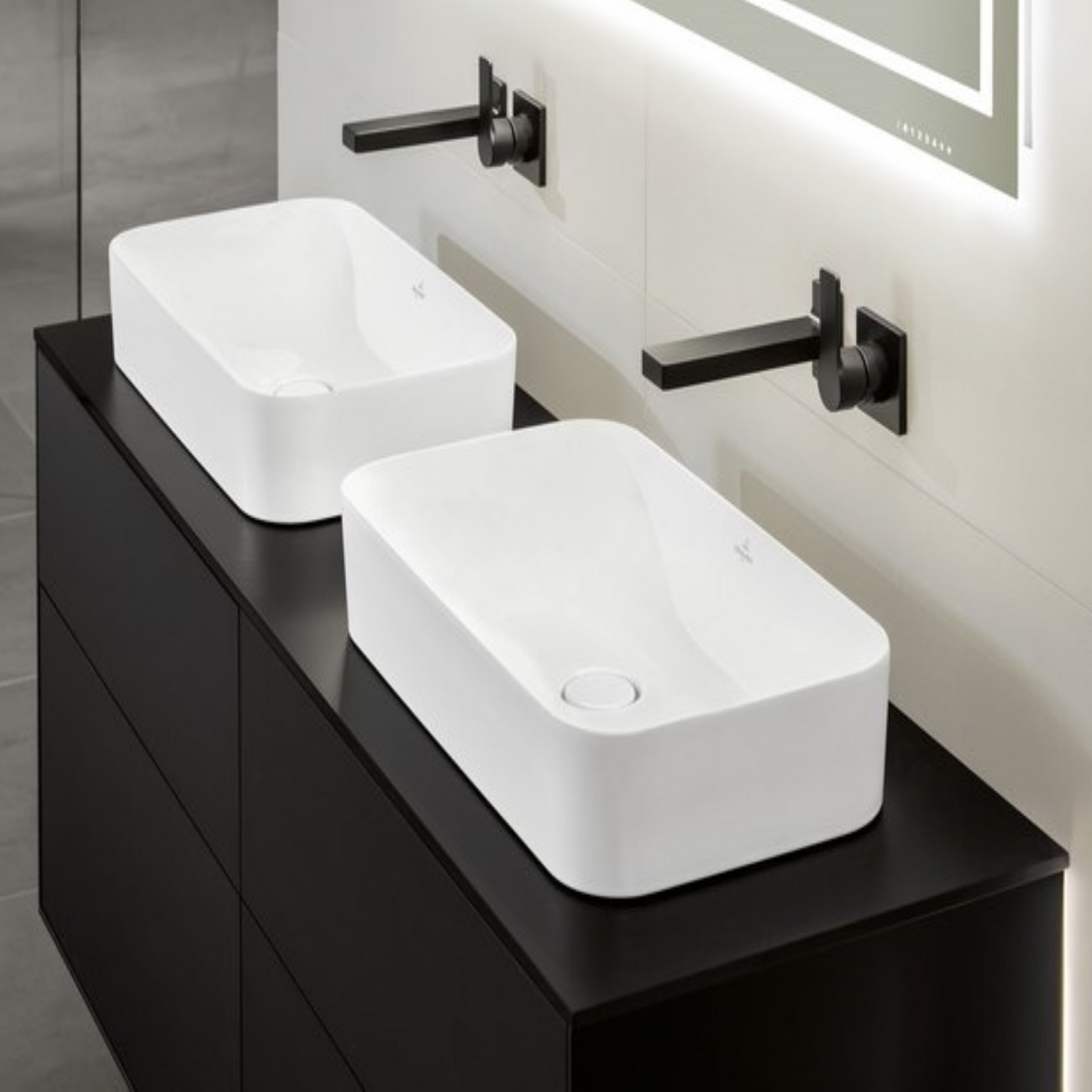Villeroy & Boch FINION Washbasin 600x350mm