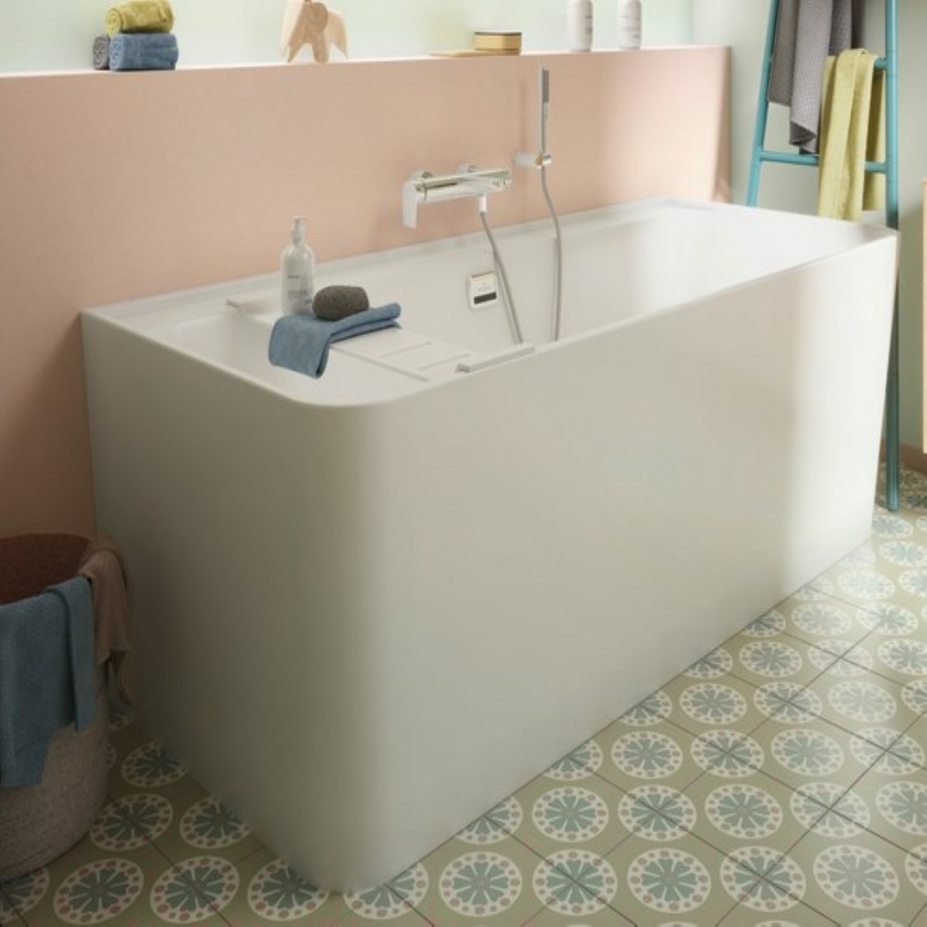 Villeroy & Boch COLLARO acrylic Bathtub