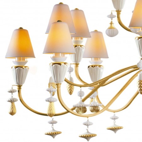 Lladró Ivy and Seed 32 Lights Chandelier. Large Model. Golden Luster