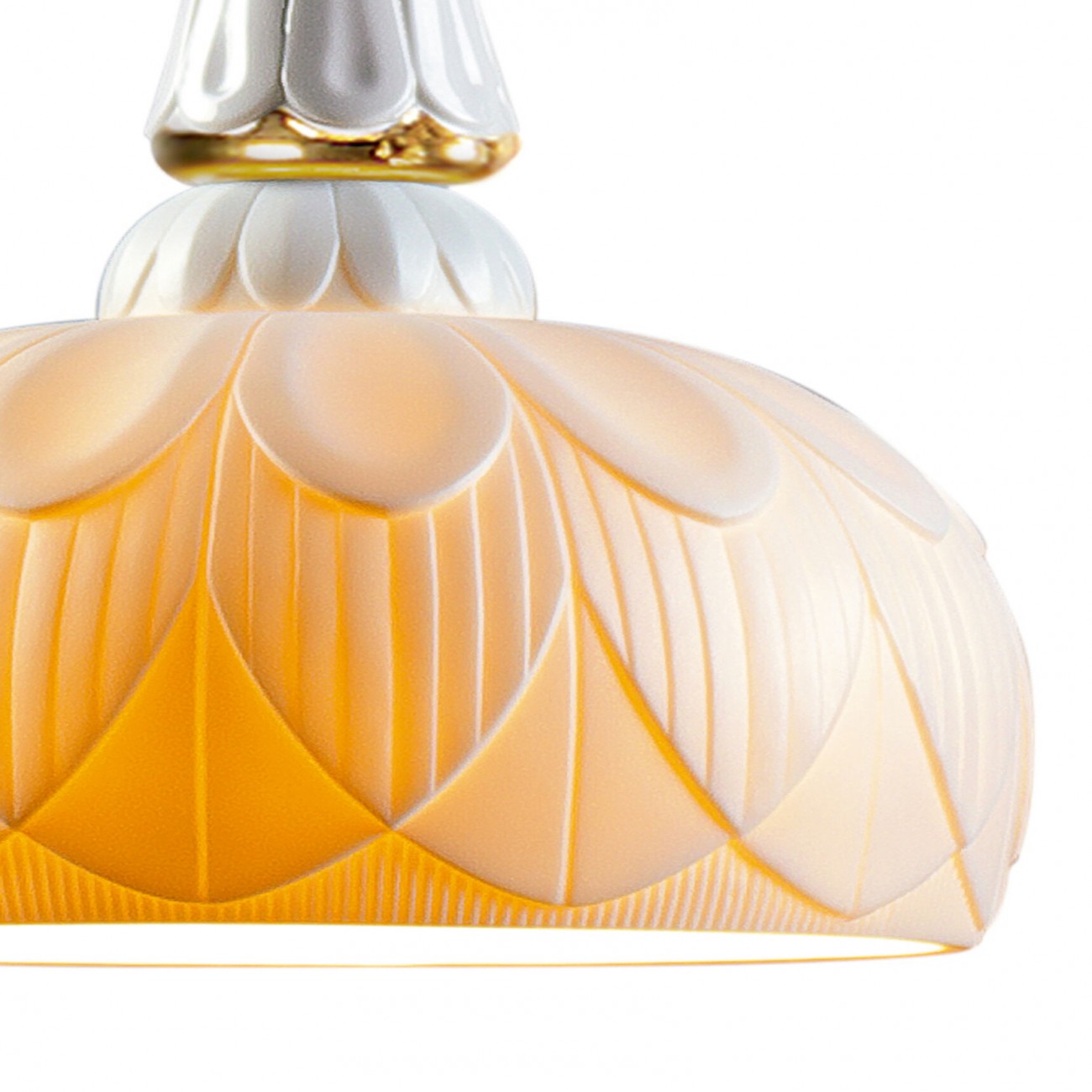 Lladró Ivy and Seed Single Ceiling Lamp. Golden Luster