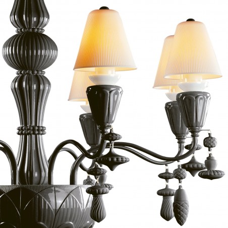 Lladró Ivy and Seed 8 Lights Chandelier