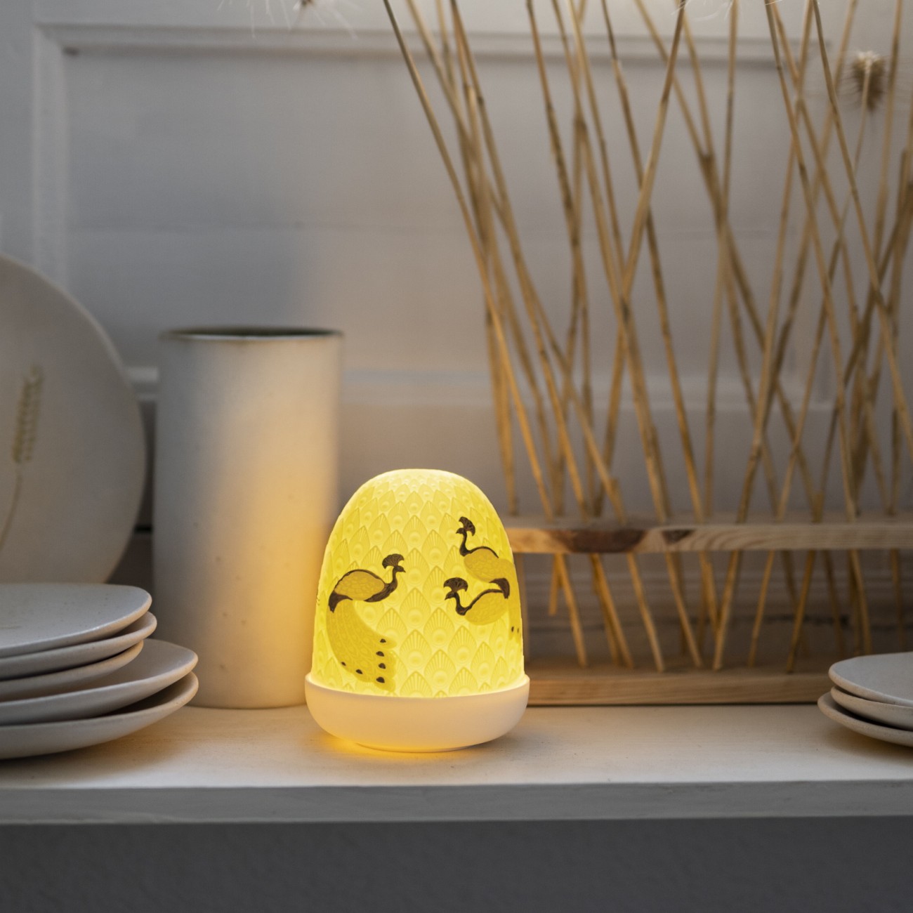 Lladró Peacocks Dome Table Lamp