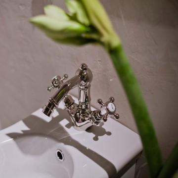 Officina Nicolazzi Tradizionale, Monoforo lavabo scarico automatico, canna girevole
