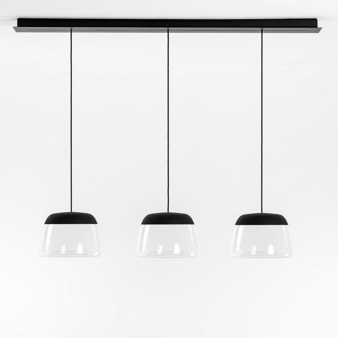 Hind Rabii Absolut Ice L, Lampe à suspension