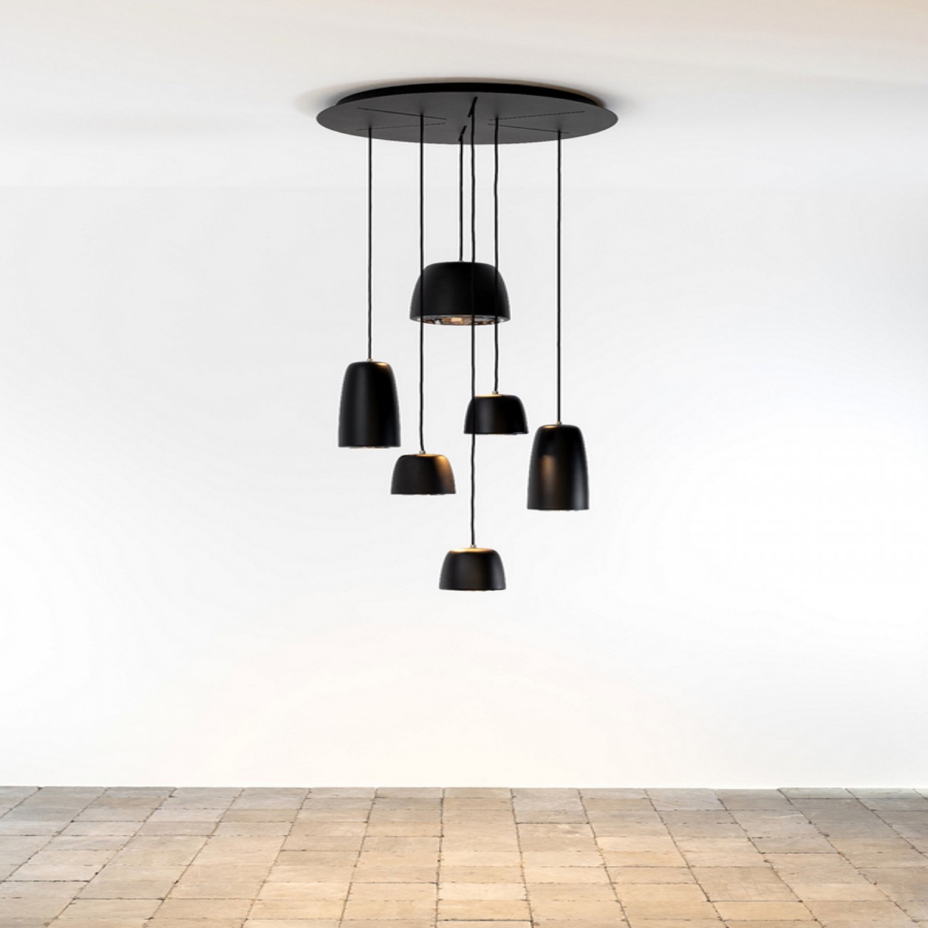 Hind Rabii Ice 24, Suspension lamp