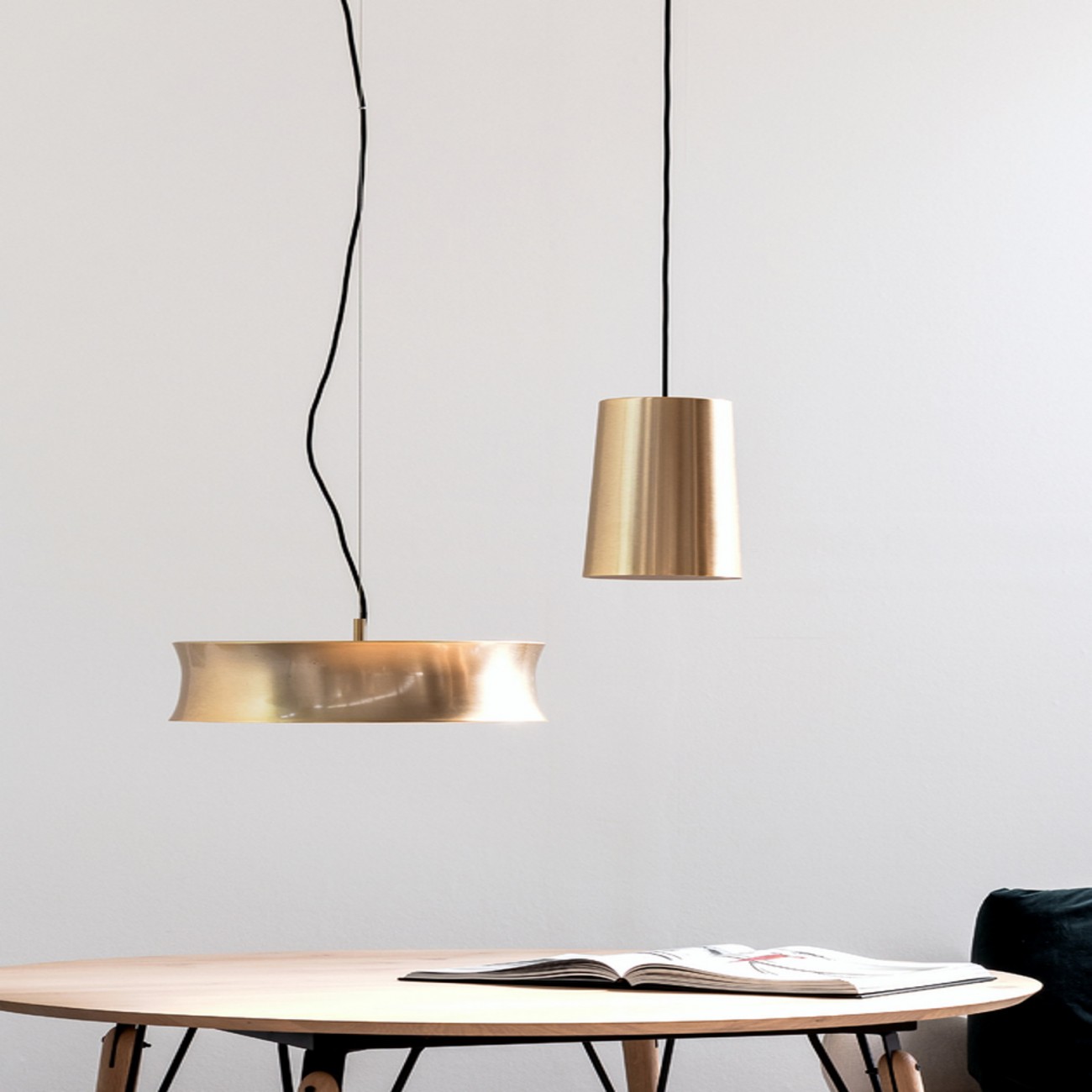 Hind Rabii 3X3X3 M1-Gold, Lampada a sospensione