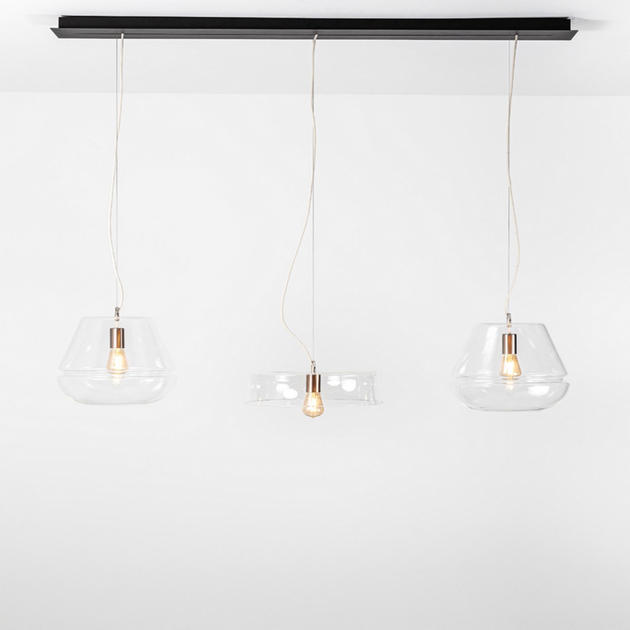 Hind Rabii 3X3X3 M1-Glass T, Lampe à suspension