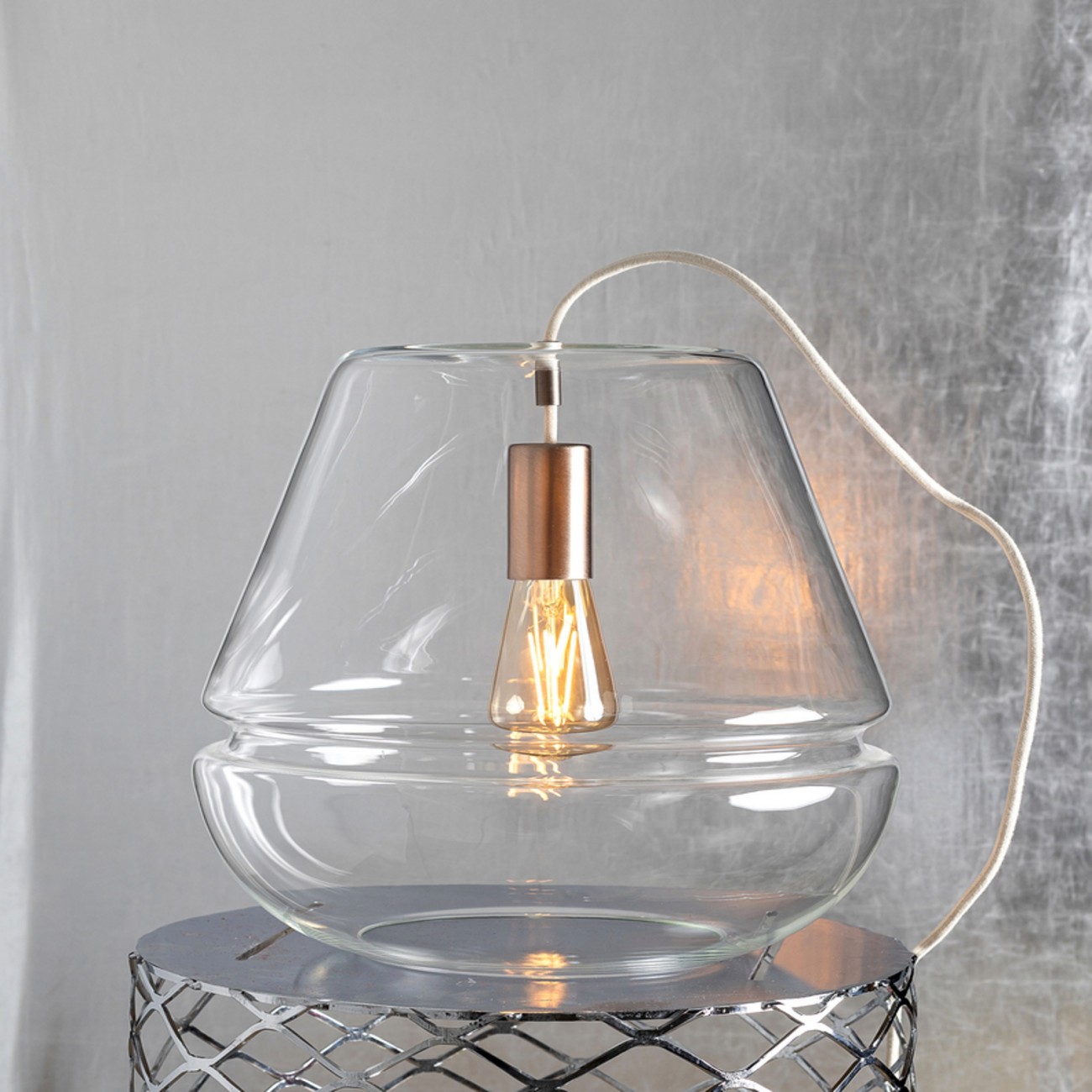 Hind Rabii 3X3X3 T1 - 360, Lampe de table