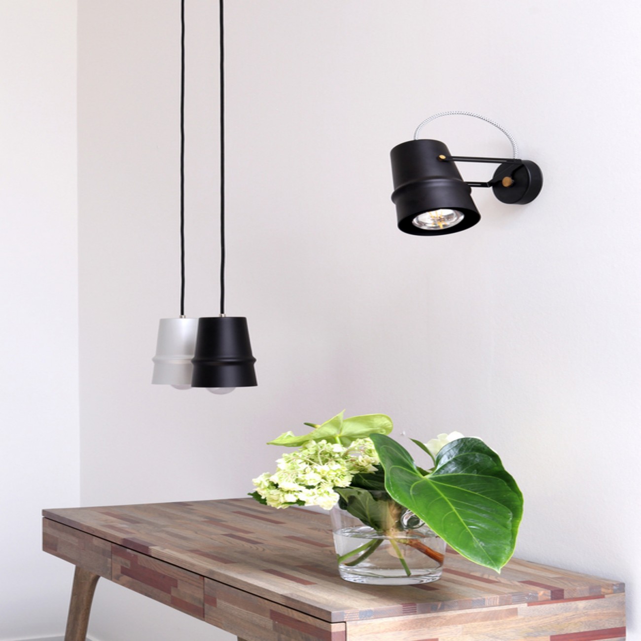 Hind Rabii Belle D'I 20 ALM Wall, Lampada da parete