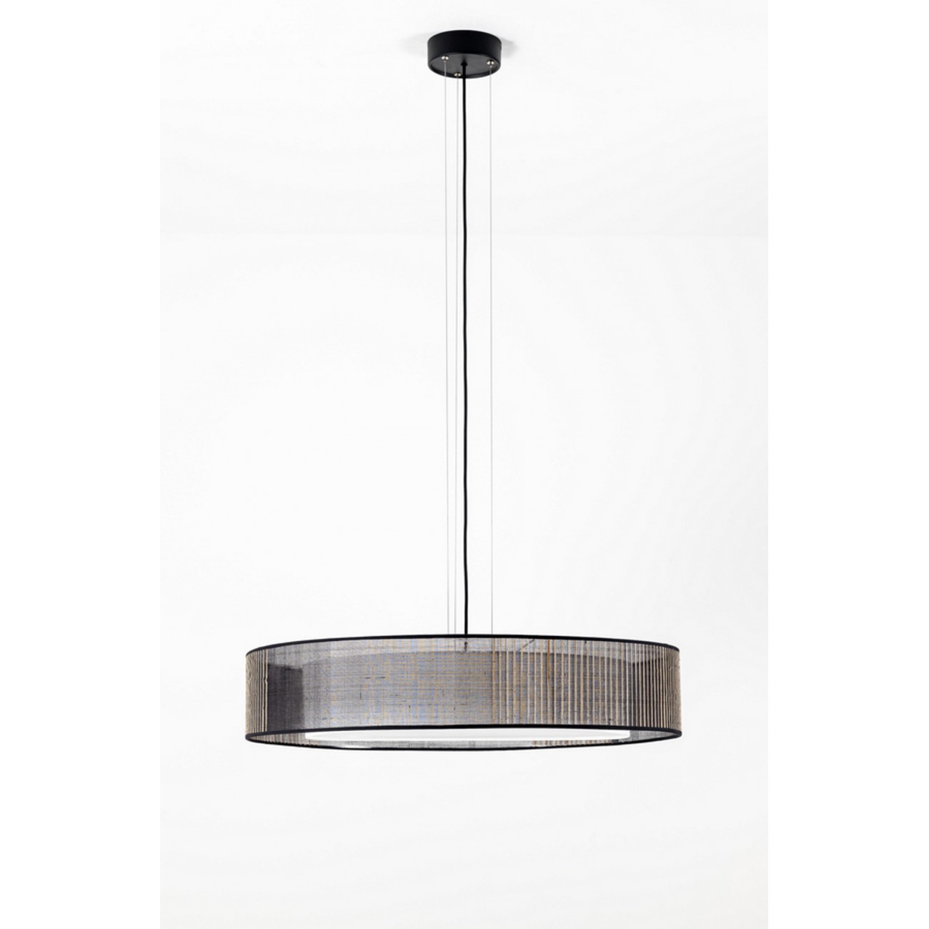 Hind Rabii Tenue de Soirèe, Suspension lamp