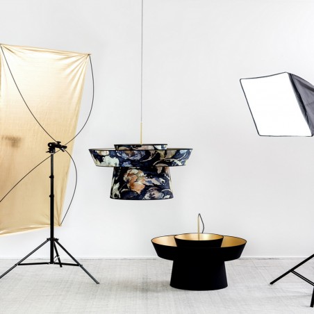 Hind Rabii Tenue de Soirèe, Lampada a sospensione