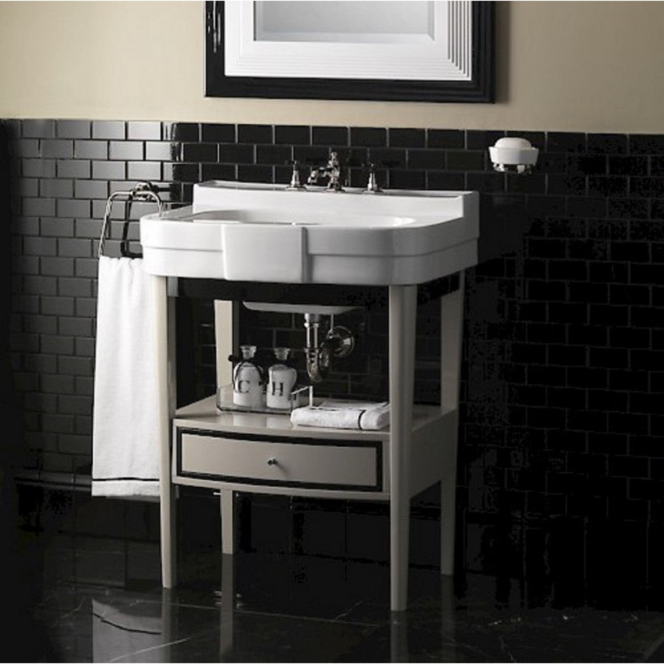 Devon&Devon Bogart, Mobile porta-lavabo