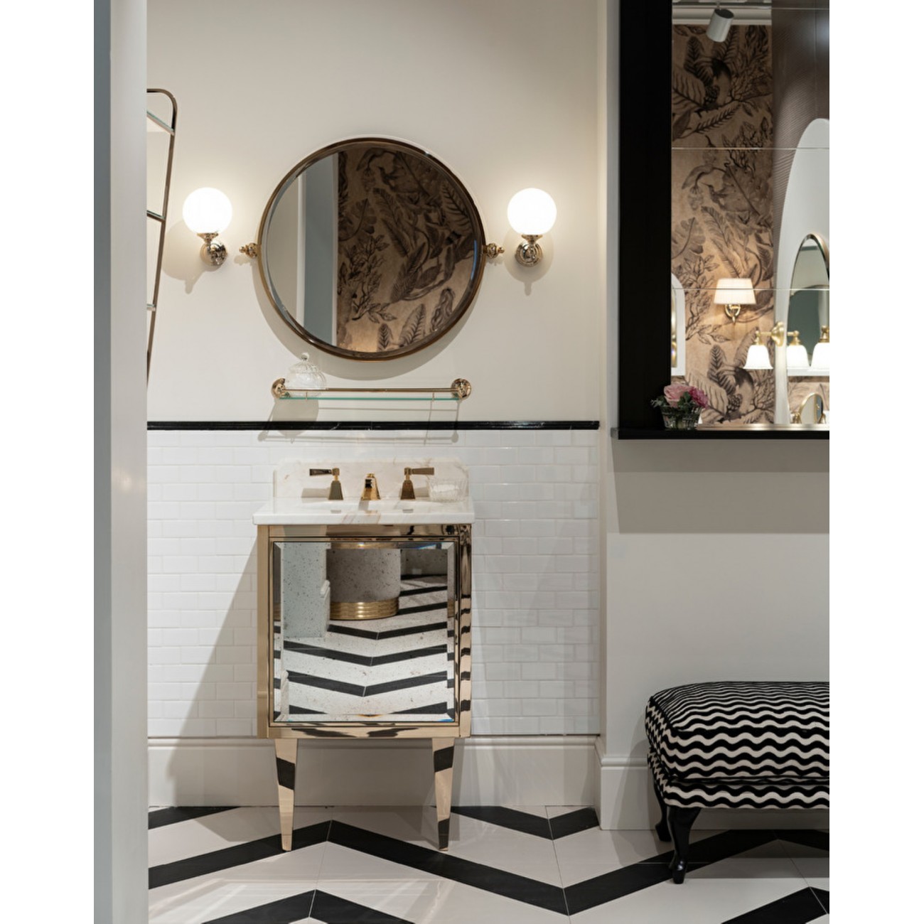 Devon&Devon Her, Washstand with Gold/Nickel profiles