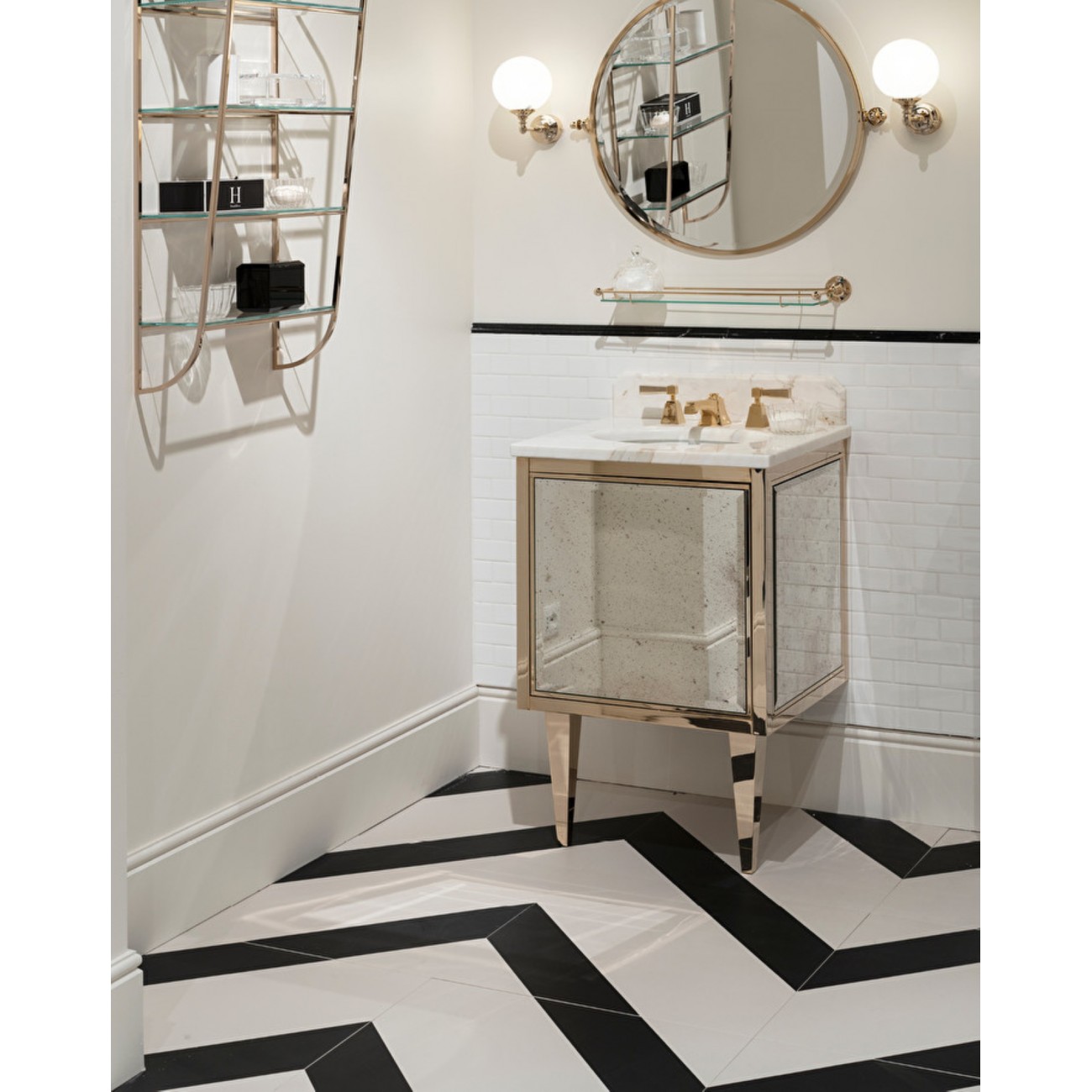 Devon&Devon Her, Washstand with Gold/Nickel profiles