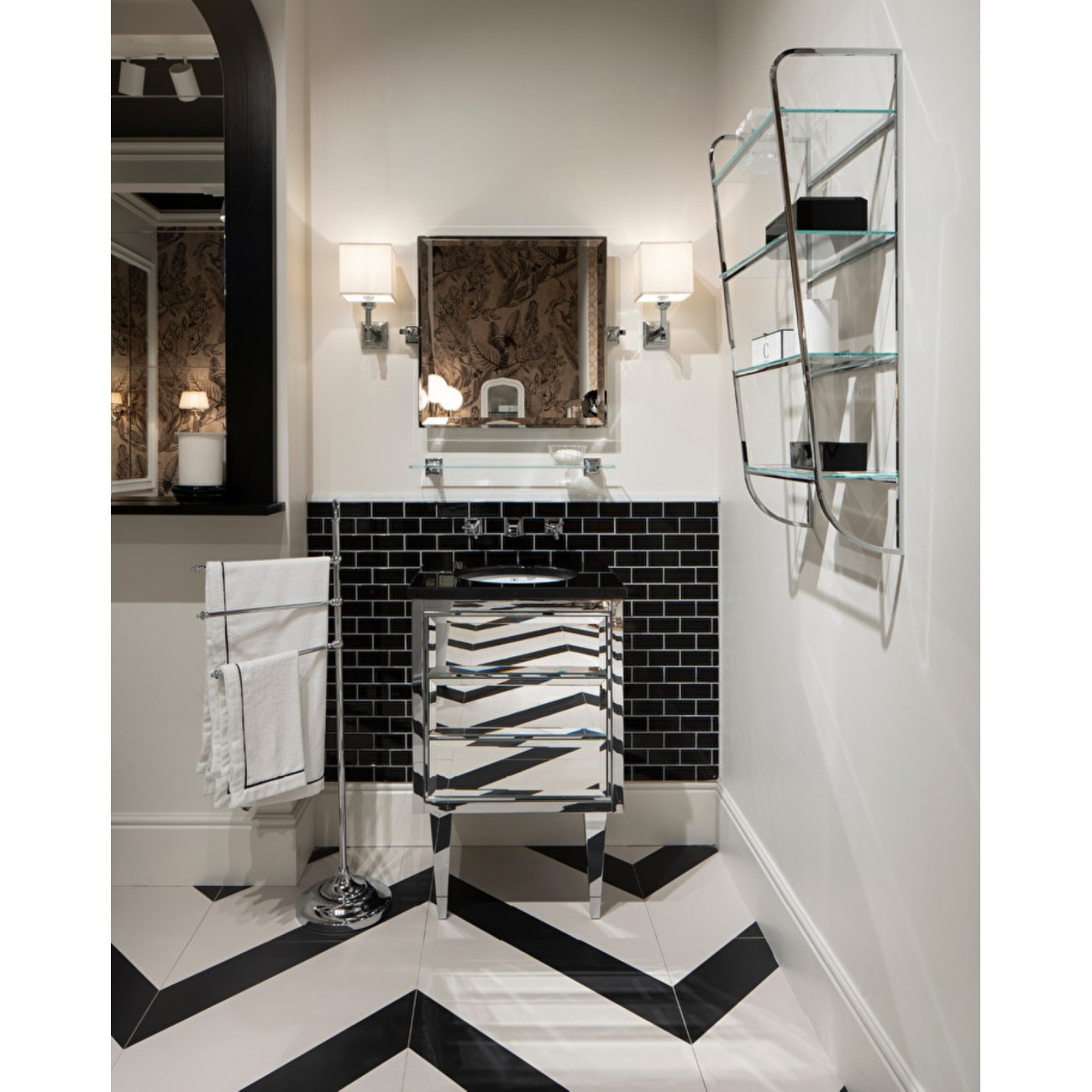 Devon&Devon Him, Washstand with Nickel profile Black