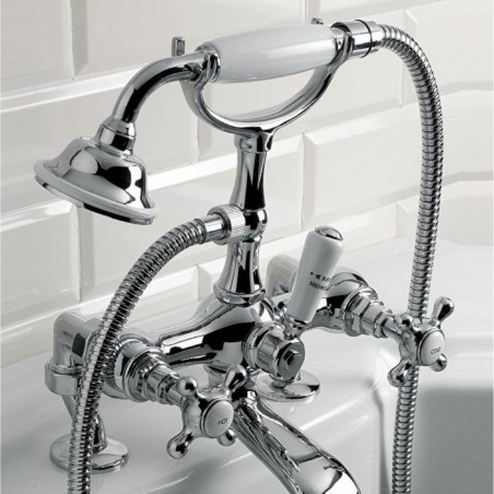 Devon&Devon Austin, Tank assembly for pool edge mounting with shower and hose