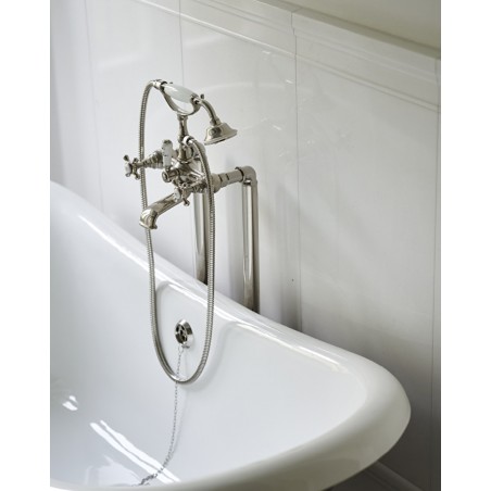 Devon&Devon Austin, Tank assembly for pool edge mounting with shower and hose