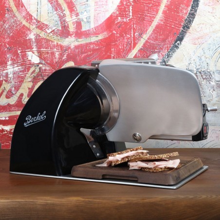 Berkel Domestic slicer HOME LINE 200 PLUS BLACK