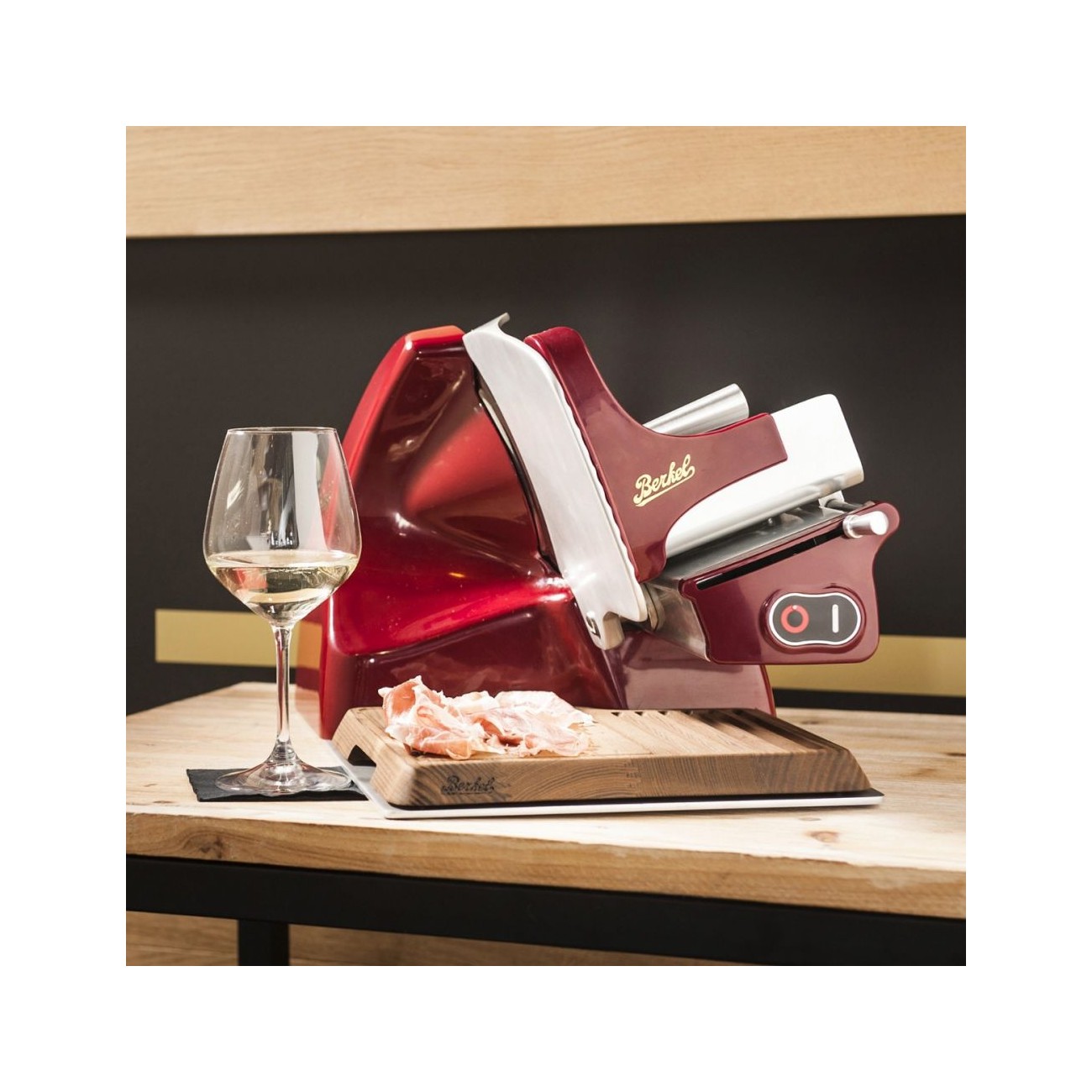 Berkel Domestic slicer HOME LINE 200 PLUS Red