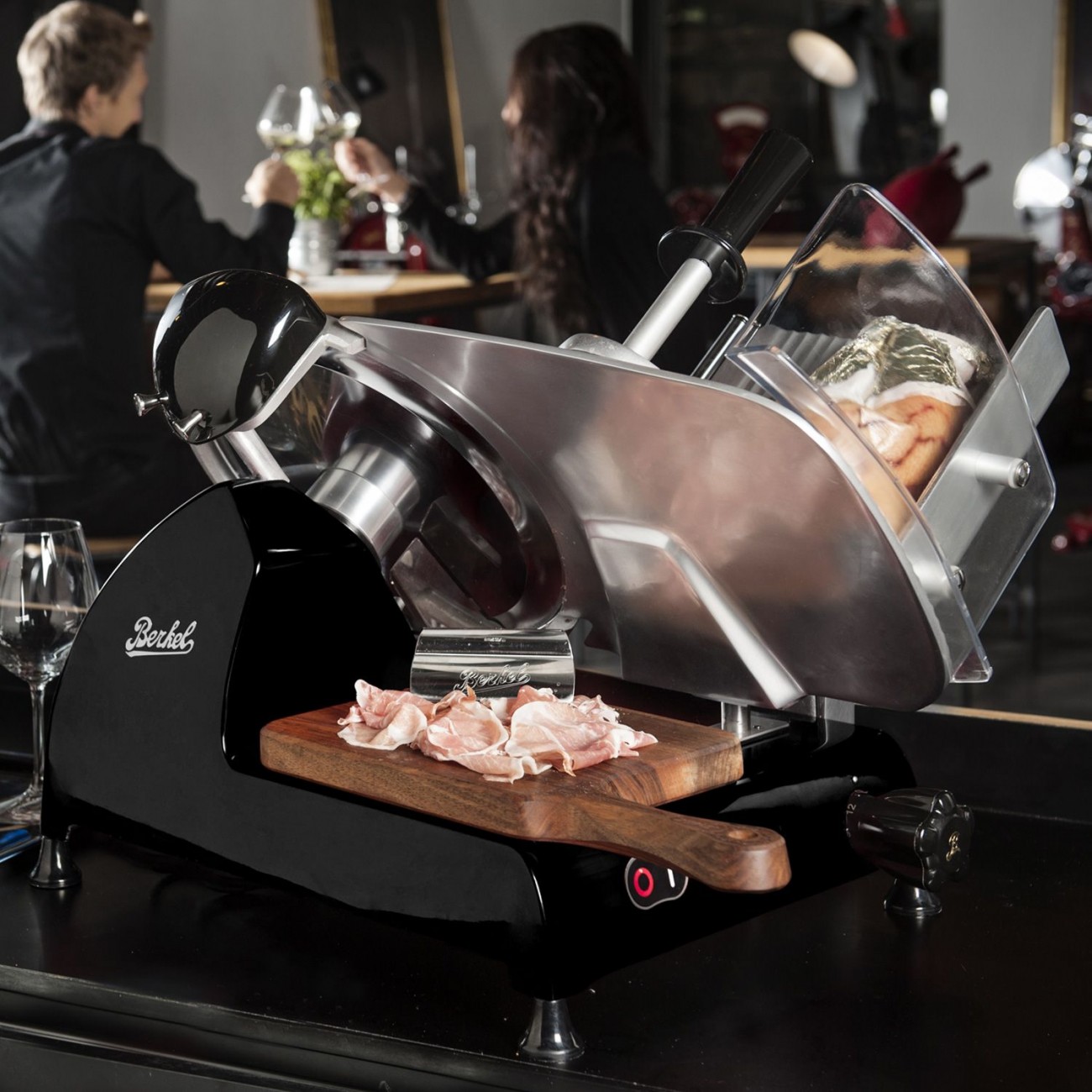 Berkel Domestic Slicer RED LINE 300 BLACK