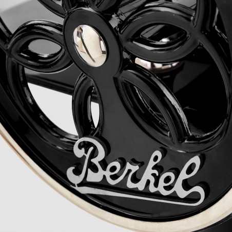 Stand Black for manual flywheel slicer B2