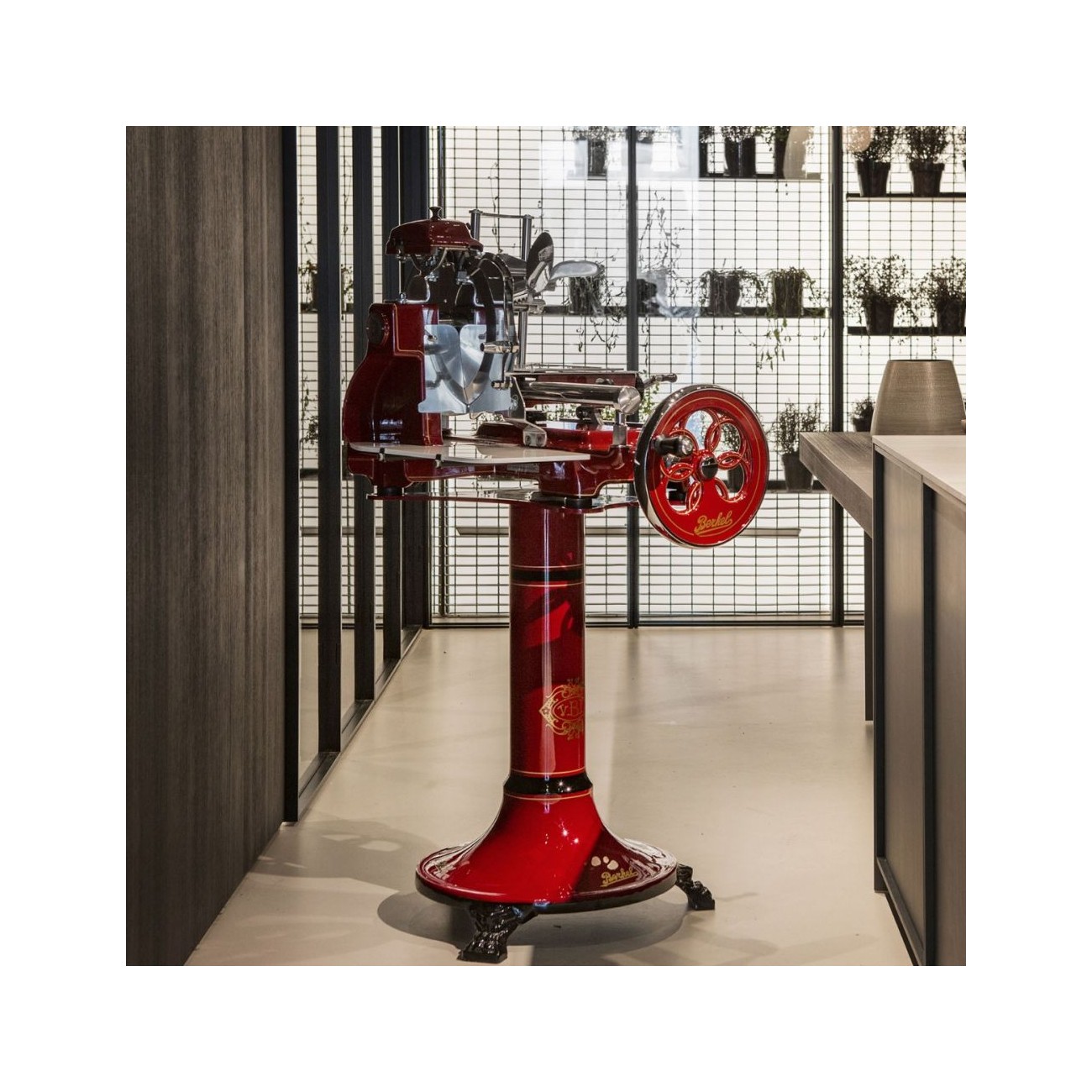 Socle ROUGE pour trancheuse manuelle à volant B3 / TRIBUTE / B114