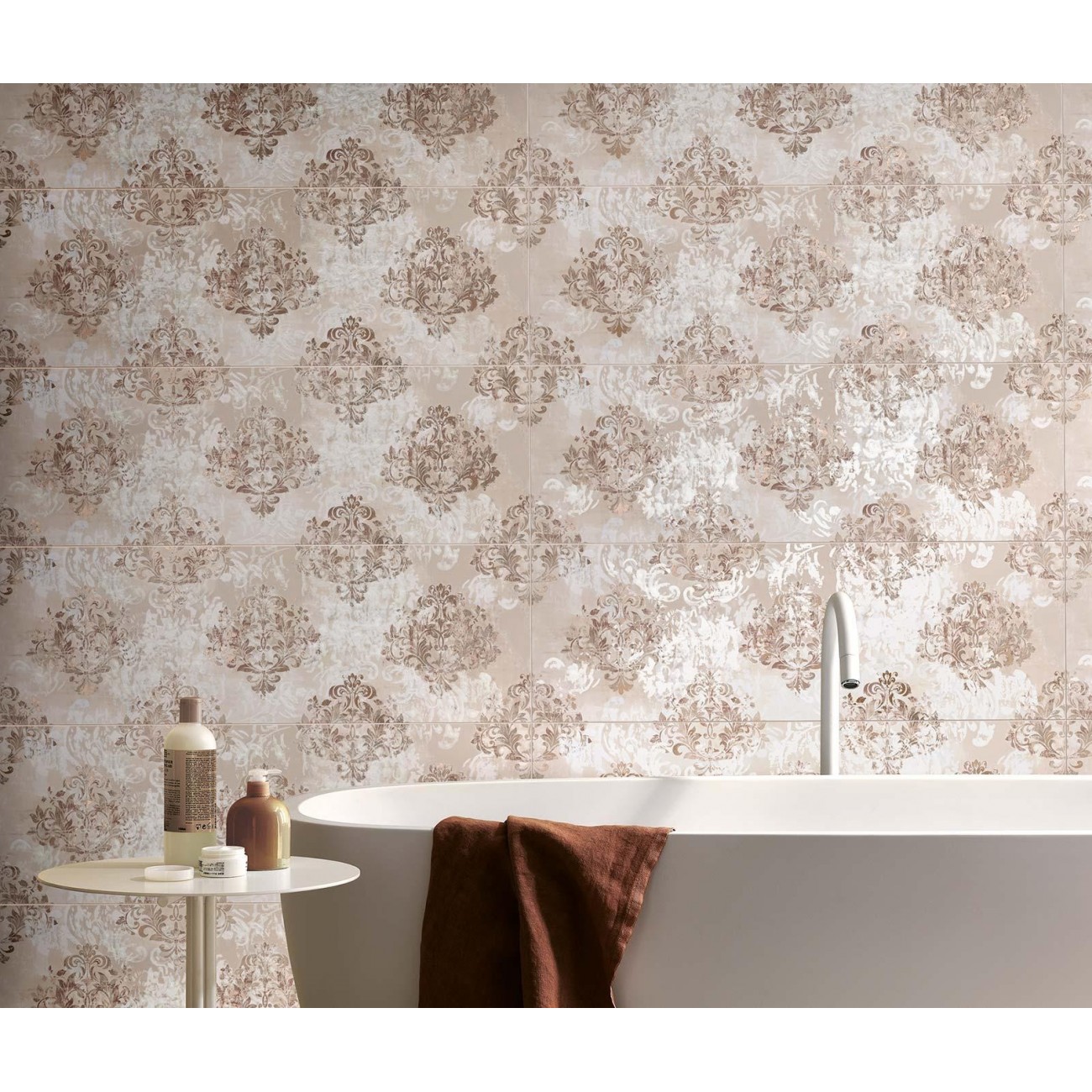 Ragno Resina Decoro Venezia Avorio