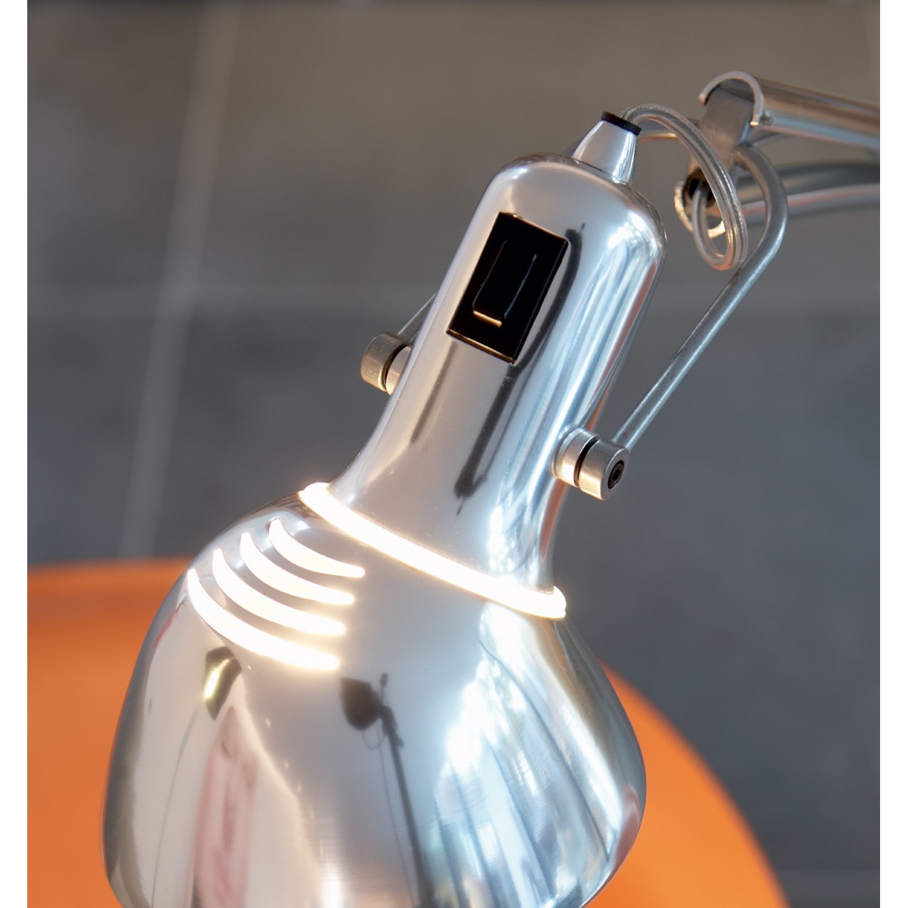 Lumina Noemi Body Lámpara de mesa con pinza