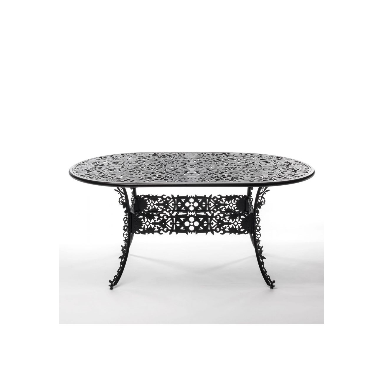 SELETTI Industry Collection Table ovale en aluminium