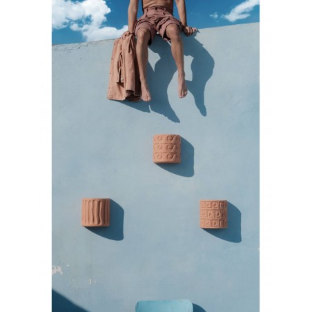 SELETTI Magna Graecia - ONDE Vase mural en terre cuite