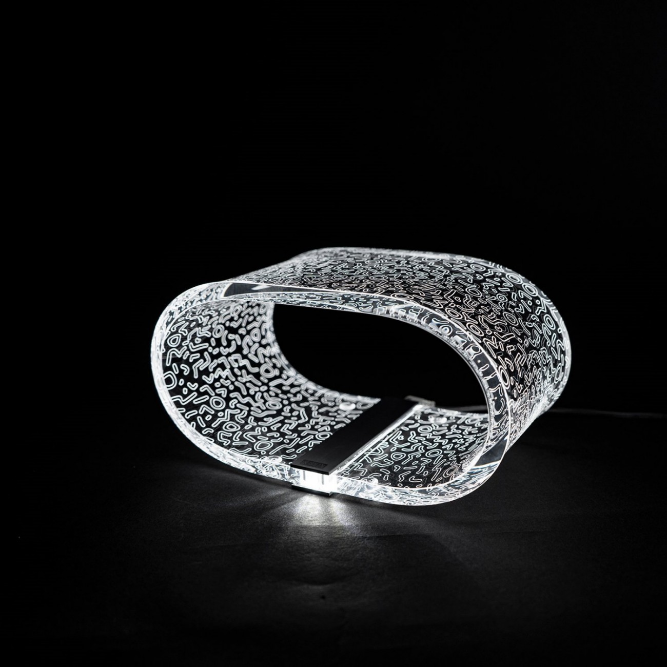 VESTA FUTURE - Table lamp
