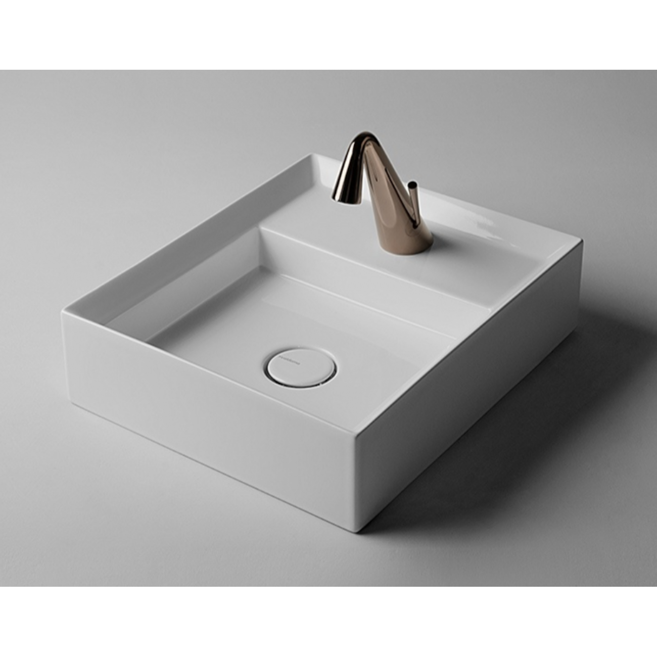 VALDAMA Cut - Lavabo in ceramica da appoggio e sospeso 38 x 45 h12