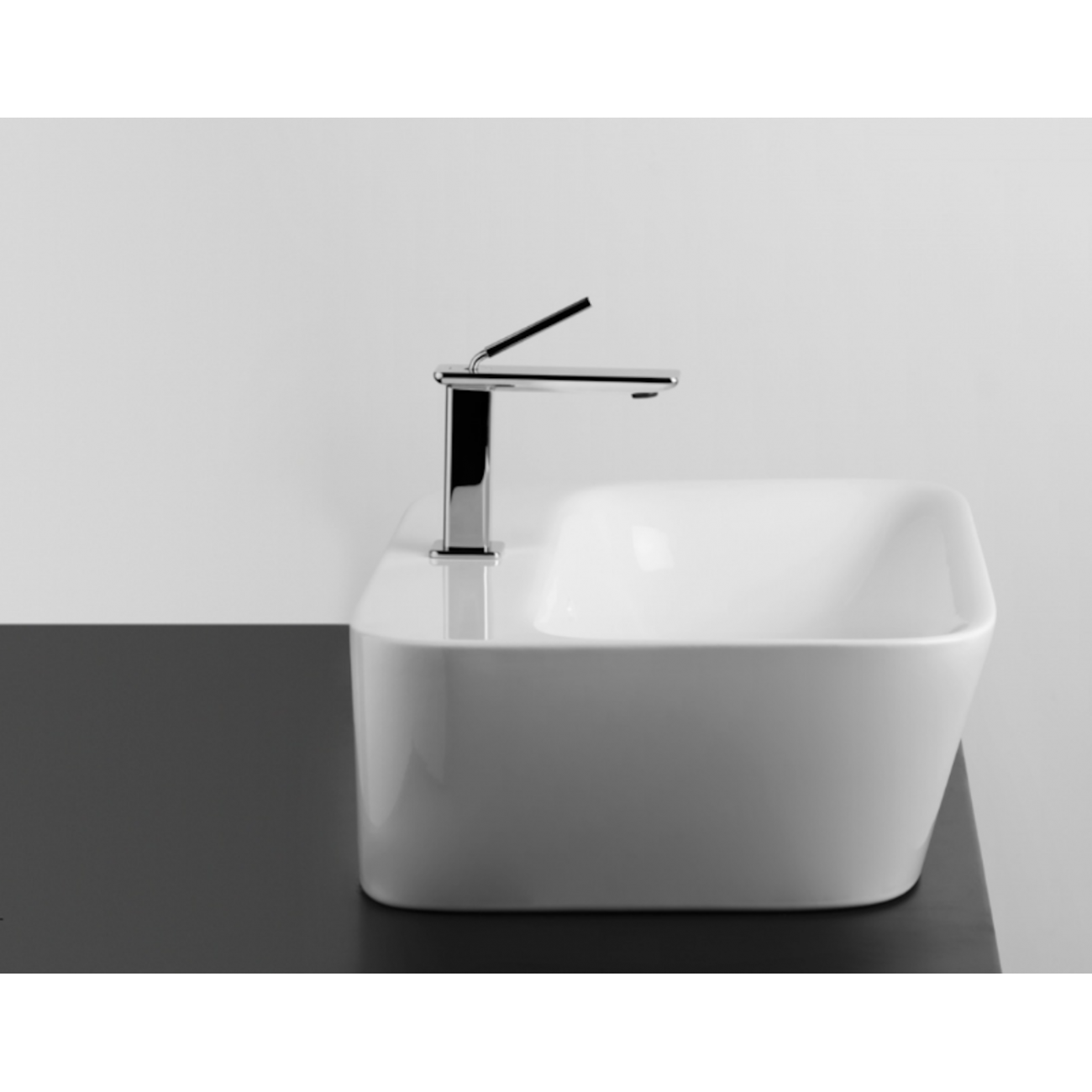 VALDAMA Soul - Lavabo en céramique à poser suspendu 55 x 42 h18