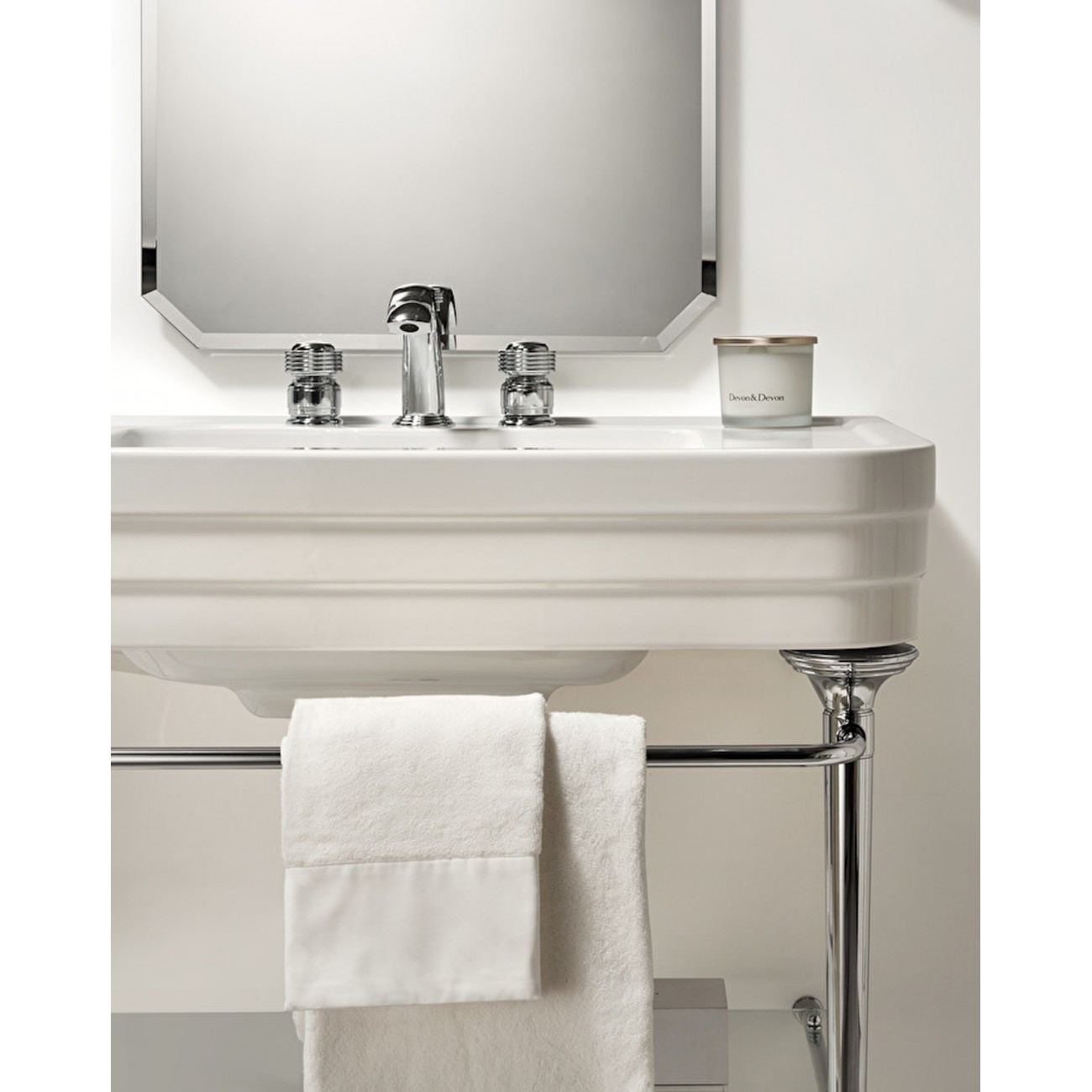 Devon&Devon NOBEL, Console with white ceramic top, metallic structure and glass storage shelf