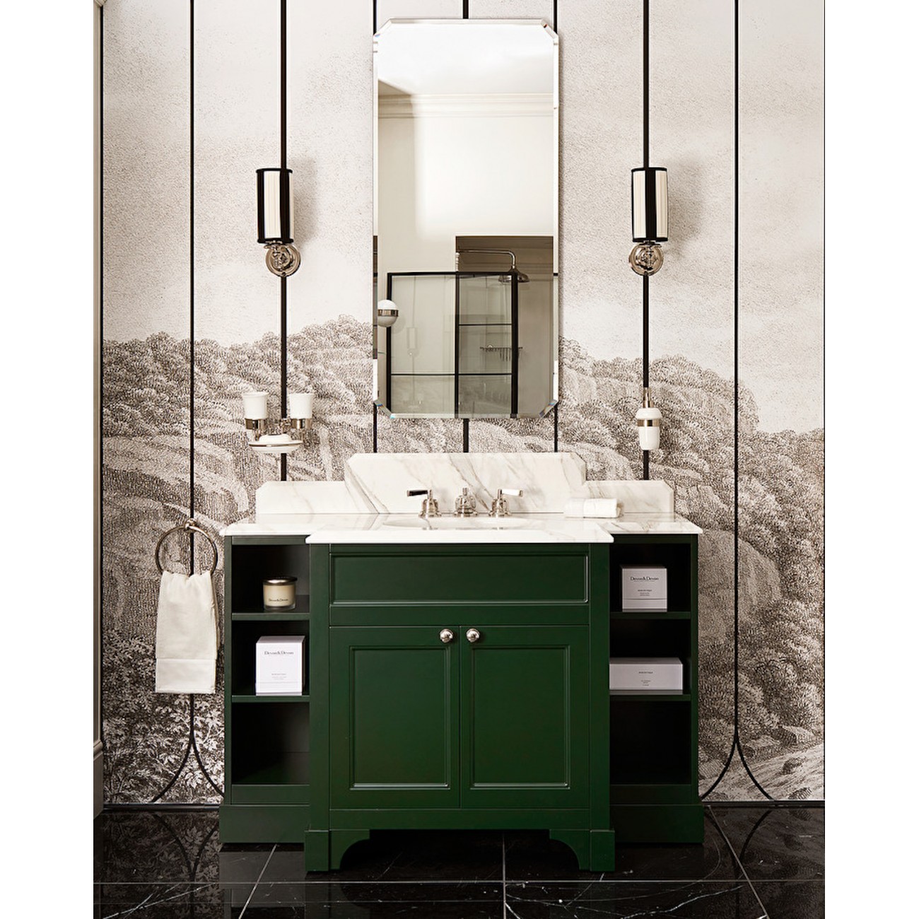 Devon&Devon Flair, Mobile de toilette