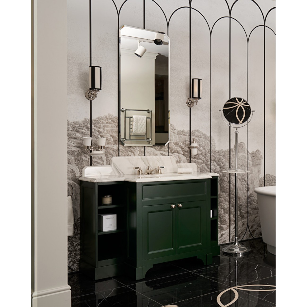 Devon&Devon Flair, Mobile toilet tray