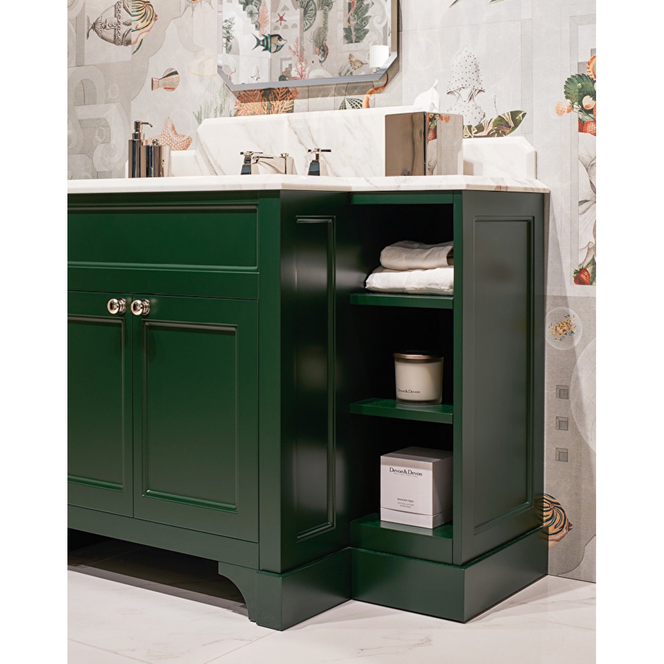 Devon&Devon Flair, Mobile toilet tray