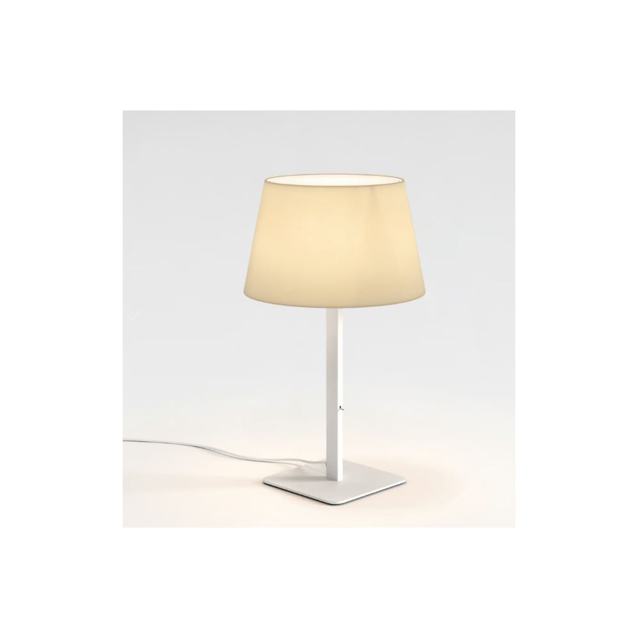 ASTRO Lighting - Beaumont Table, lampe de Table.