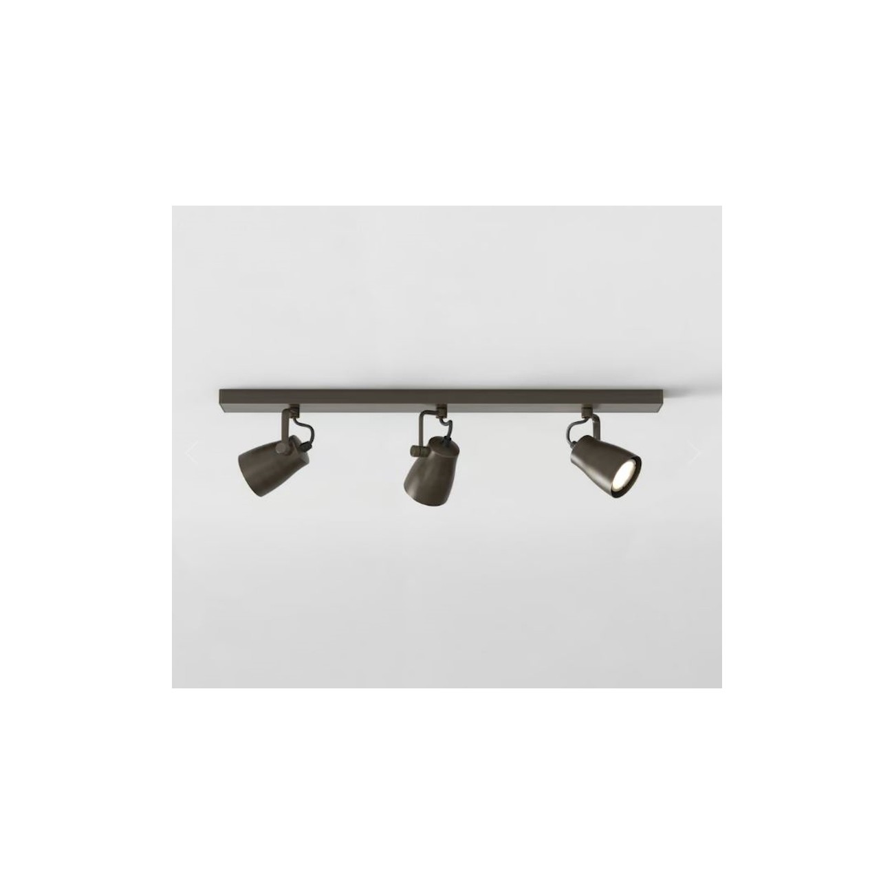 ASTRO Lighting - Juno Triple Bar, lampada a soffitto.