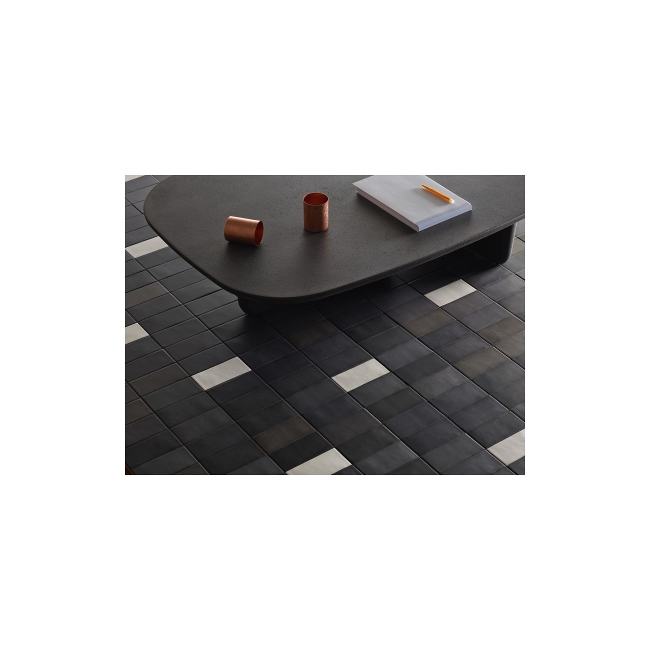Mutina Lane Mono Black
