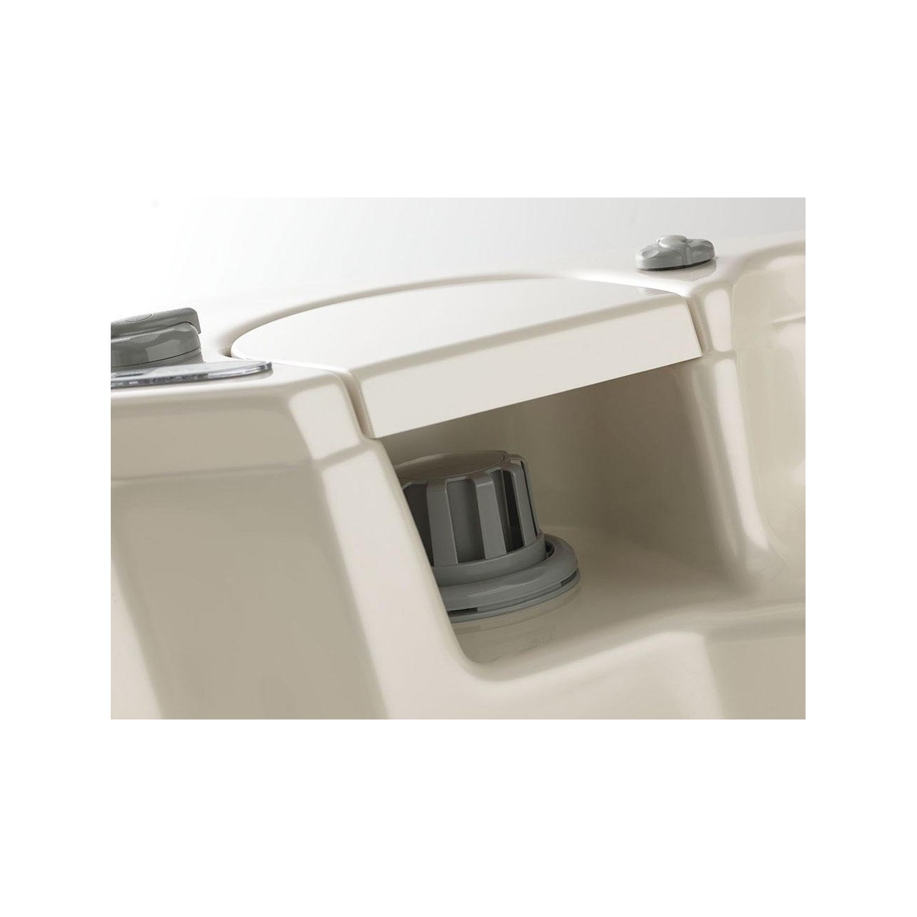 Glass 1989 MySpa 195_E portable spa