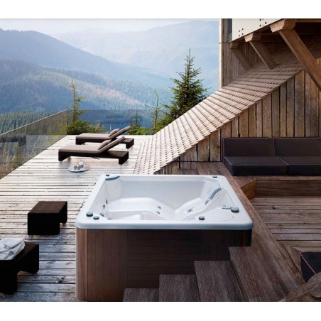 Glass 1989 MySpa 195_E portable spa