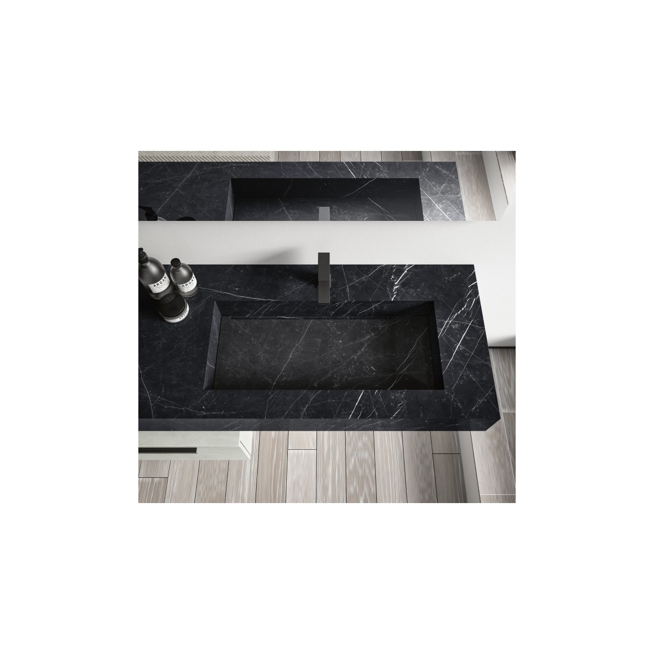 GB Group Linea Moon 01