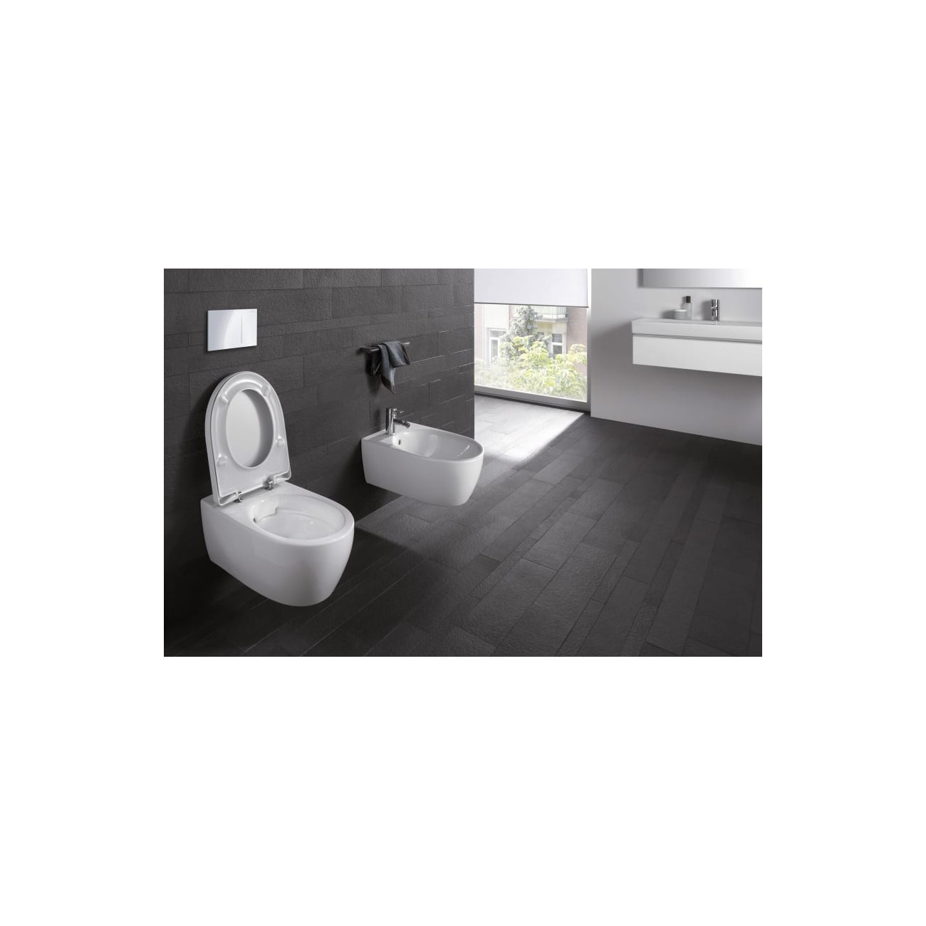 Geberit icon wall-mounted Bidet, concealed fixing