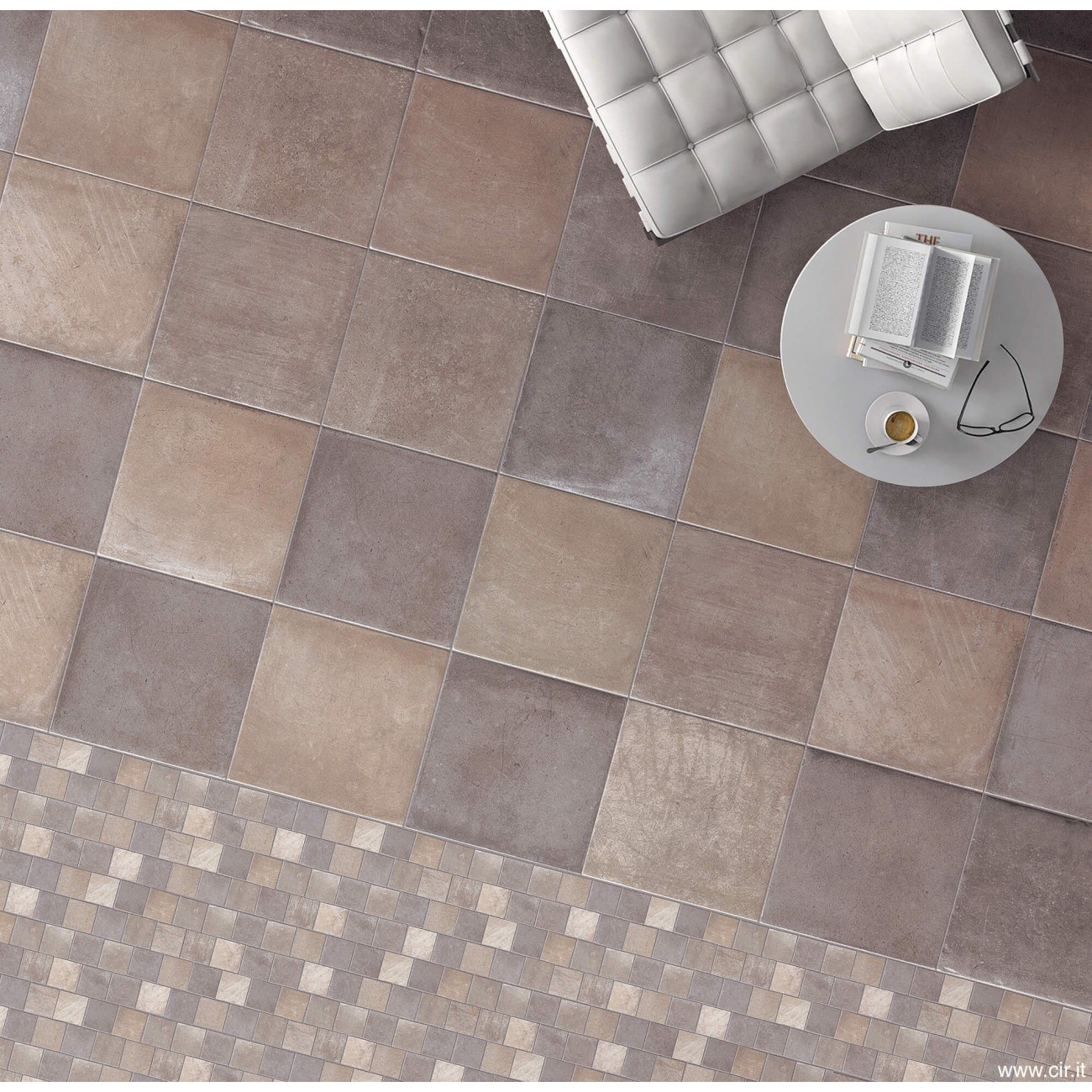 Cir New Orleans ROYAL STREET